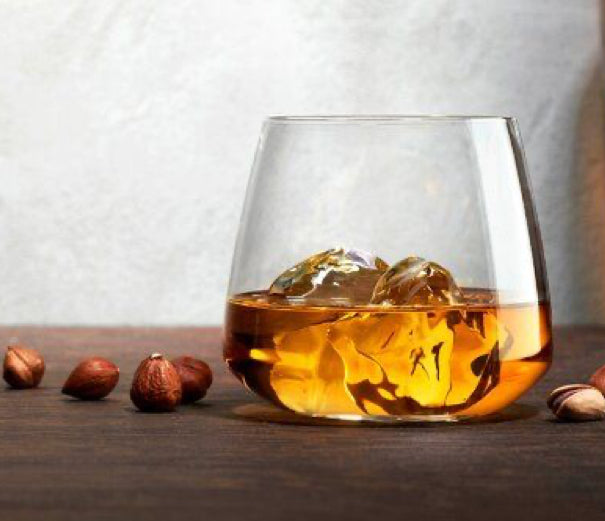 Pure Essence - Hand-Poured candle Bourbon - 7Oz