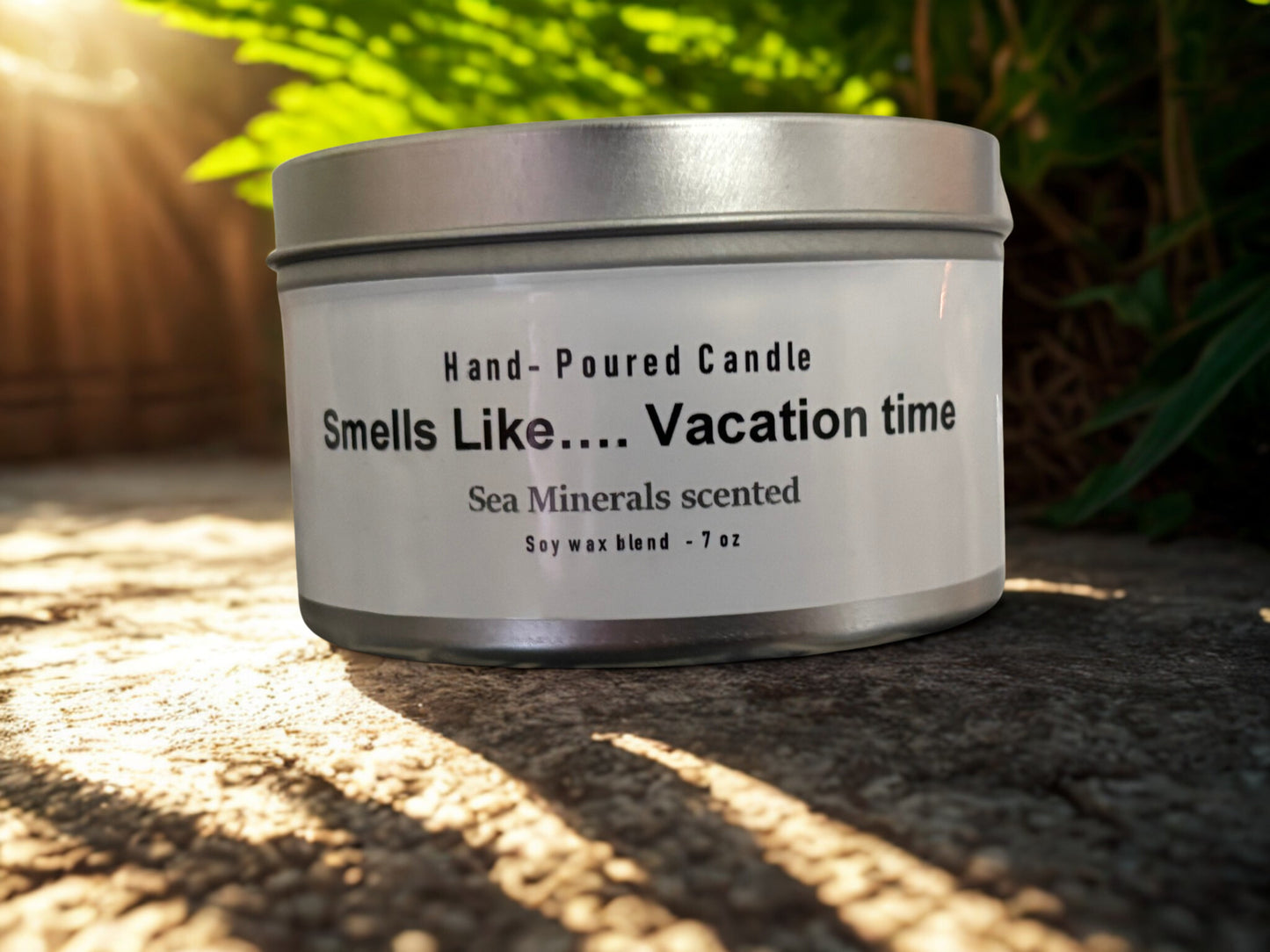 Smells like... Vacation - Hand-Poured Soy Candle 7Oz